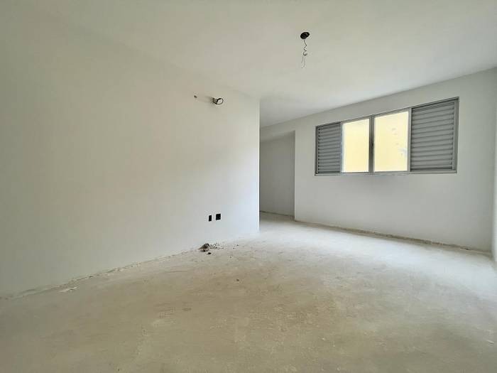 Apartamento à venda com 4 quartos, 135m² - Foto 3