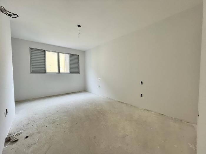 Apartamento à venda com 4 quartos, 135m² - Foto 4