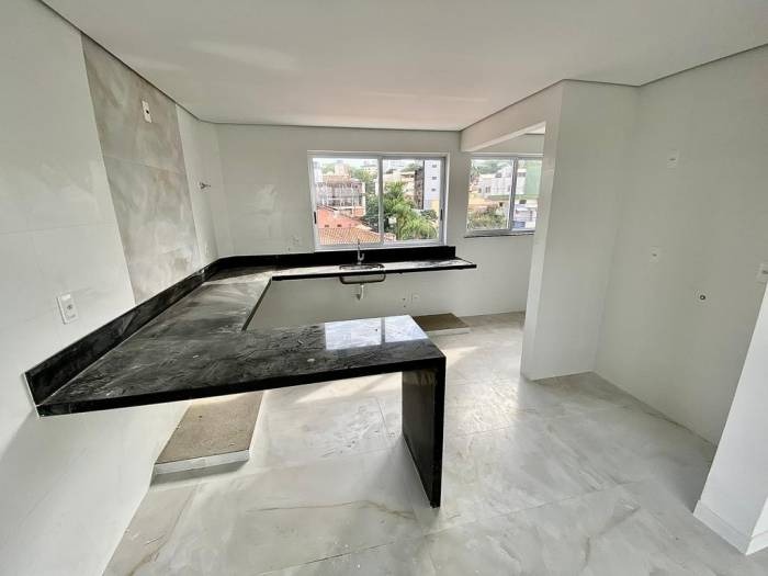 Apartamento à venda com 4 quartos, 135m² - Foto 6