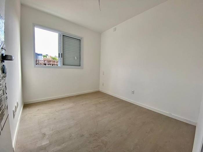 Apartamento à venda com 4 quartos, 135m² - Foto 9