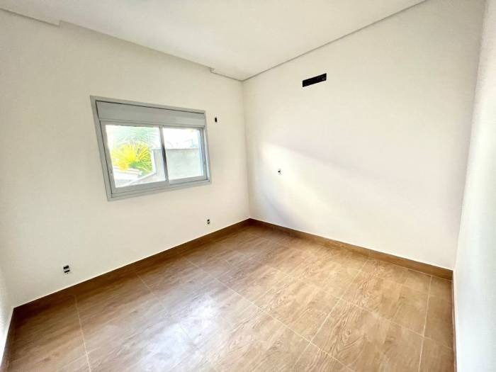 Casa à venda com 4 quartos, 187m² - Foto 19