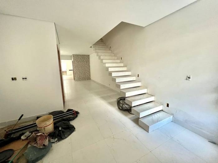 Casa à venda com 4 quartos, 187m² - Foto 23