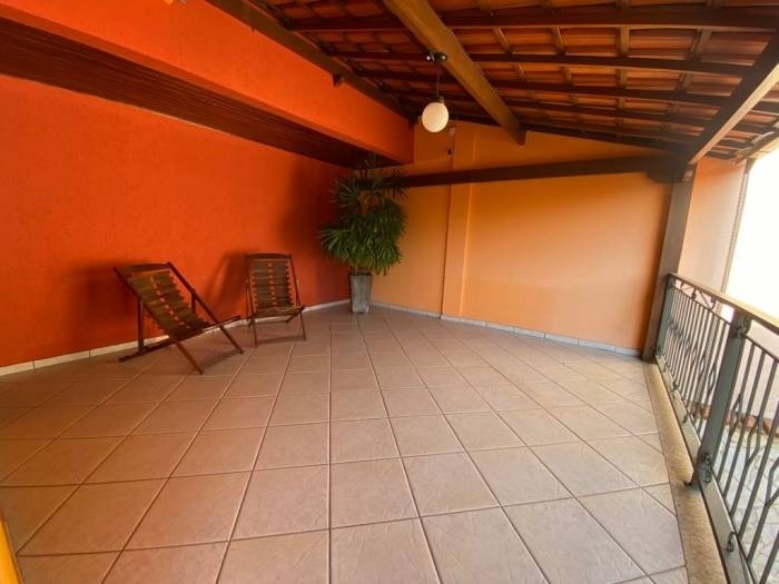 Casa à venda com 4 quartos, 258m² - Foto 23