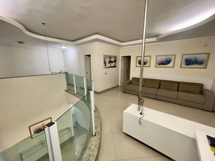 Casa à venda com 4 quartos, 415m² - Foto 11