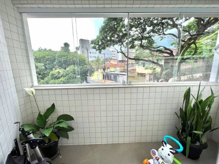 Apartamento à venda com 4 quartos, 198m² - Foto 5