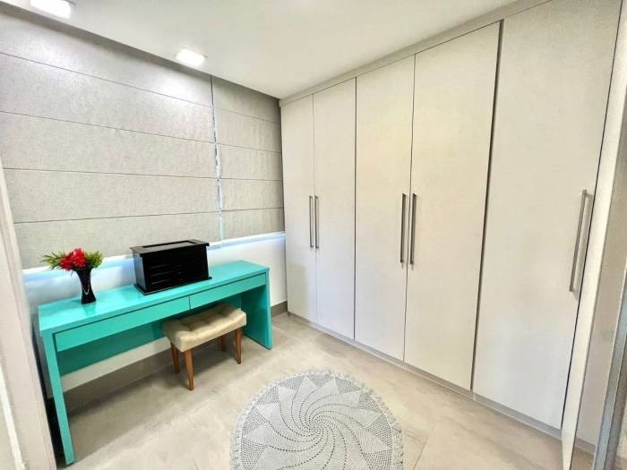 Apartamento à venda com 4 quartos, 198m² - Foto 10