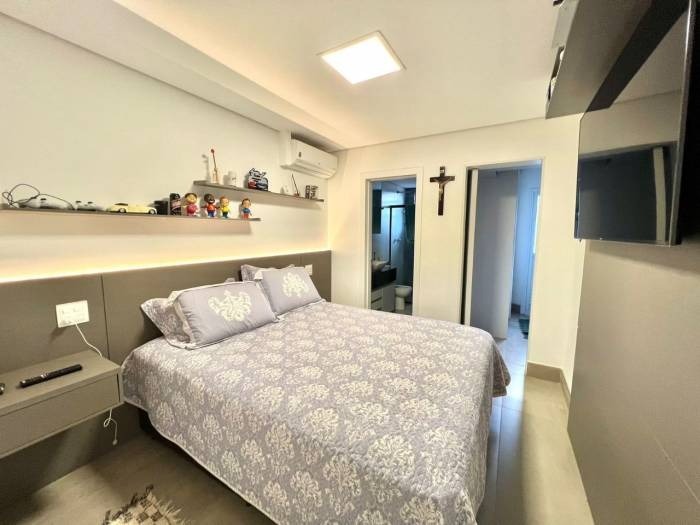 Apartamento à venda com 4 quartos, 198m² - Foto 17