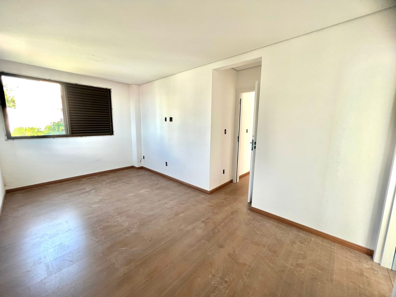 Apartamento à venda com 4 quartos, 115m² - Foto 5