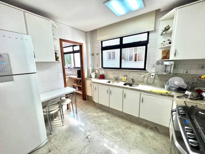 Apartamento à venda com 4 quartos, 135m² - Foto 15