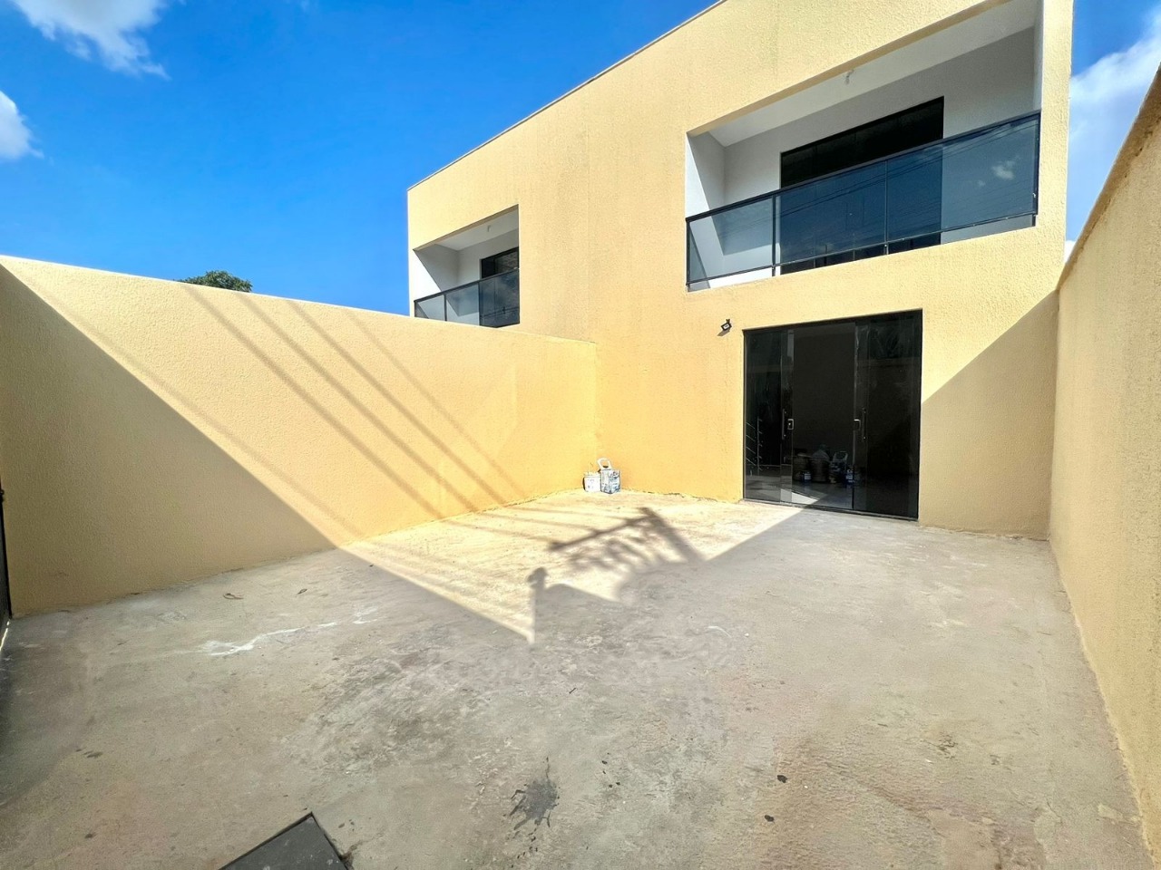 Casa à venda com 3 quartos, 250m² - Foto 3