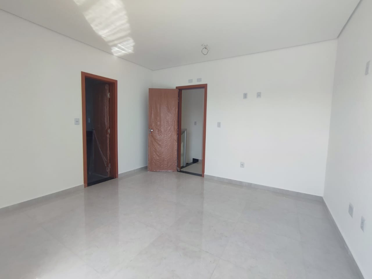 Casa à venda com 3 quartos, 155m² - Foto 17