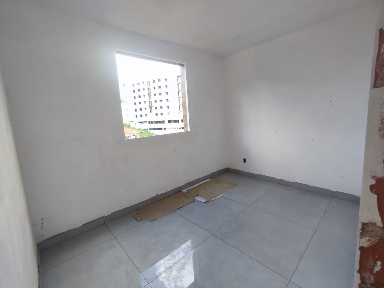 Apartamento à venda com 3 quartos, 83m² - Foto 12