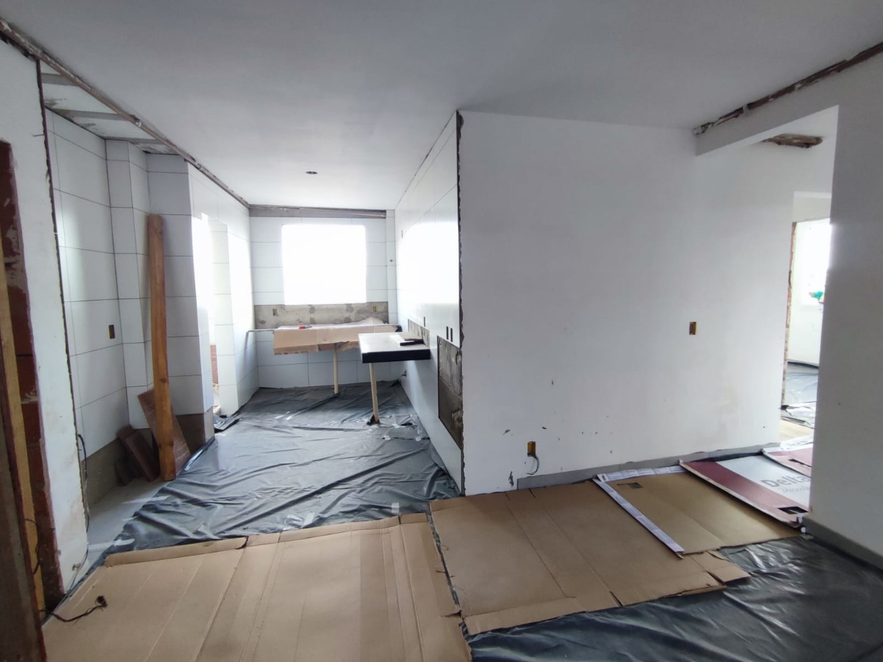 Apartamento à venda com 3 quartos, 133m² - Foto 4