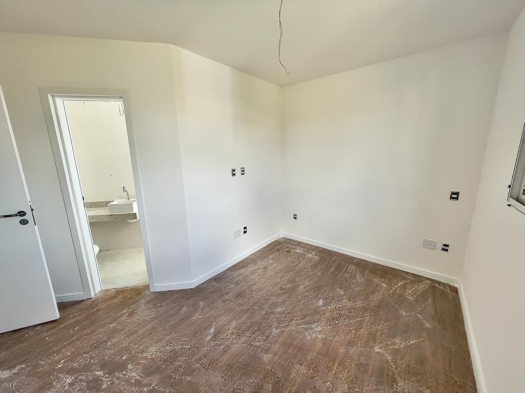 Cobertura à venda com 3 quartos, 142m² - Foto 5