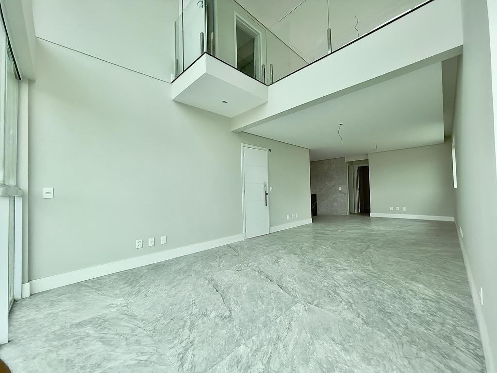 Cobertura à venda com 5 quartos, 278m² - Foto 6