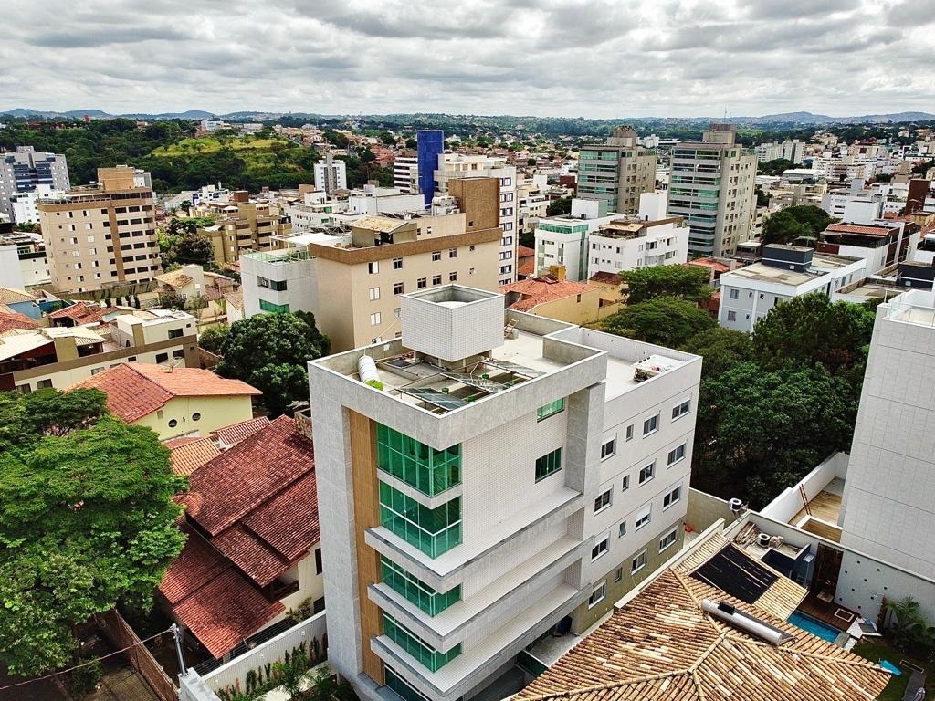 Cobertura à venda com 5 quartos, 278m² - Foto 1