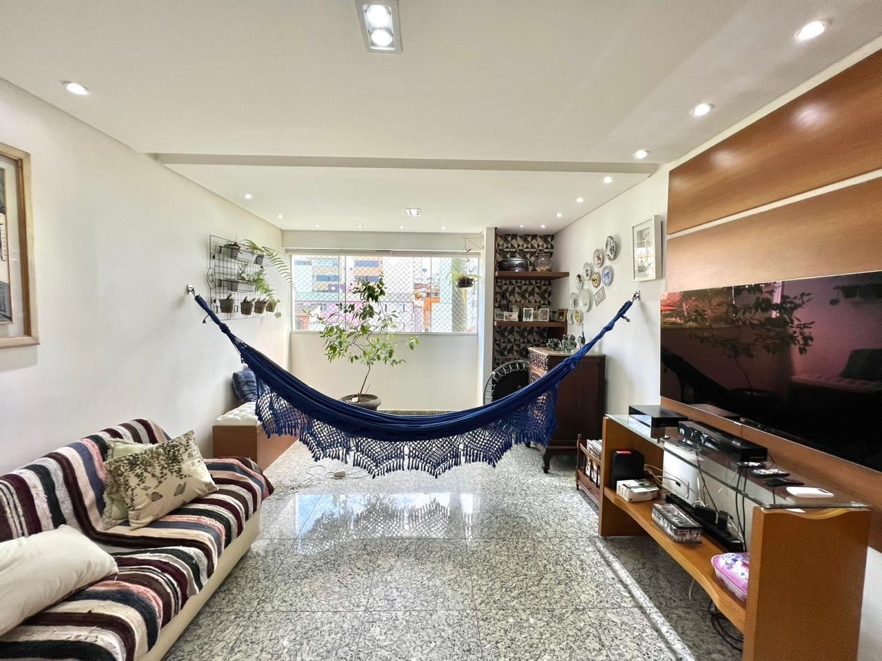 Apartamento à venda com 3 quartos, 95m² - Foto 15