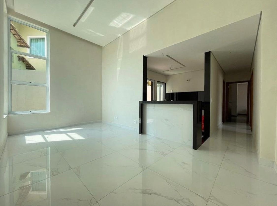 Casa à venda com 3 quartos, 105m² - Foto 18