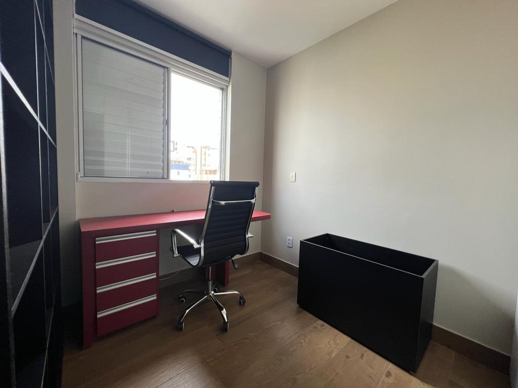 Apartamento à venda com 3 quartos, 80m² - Foto 4