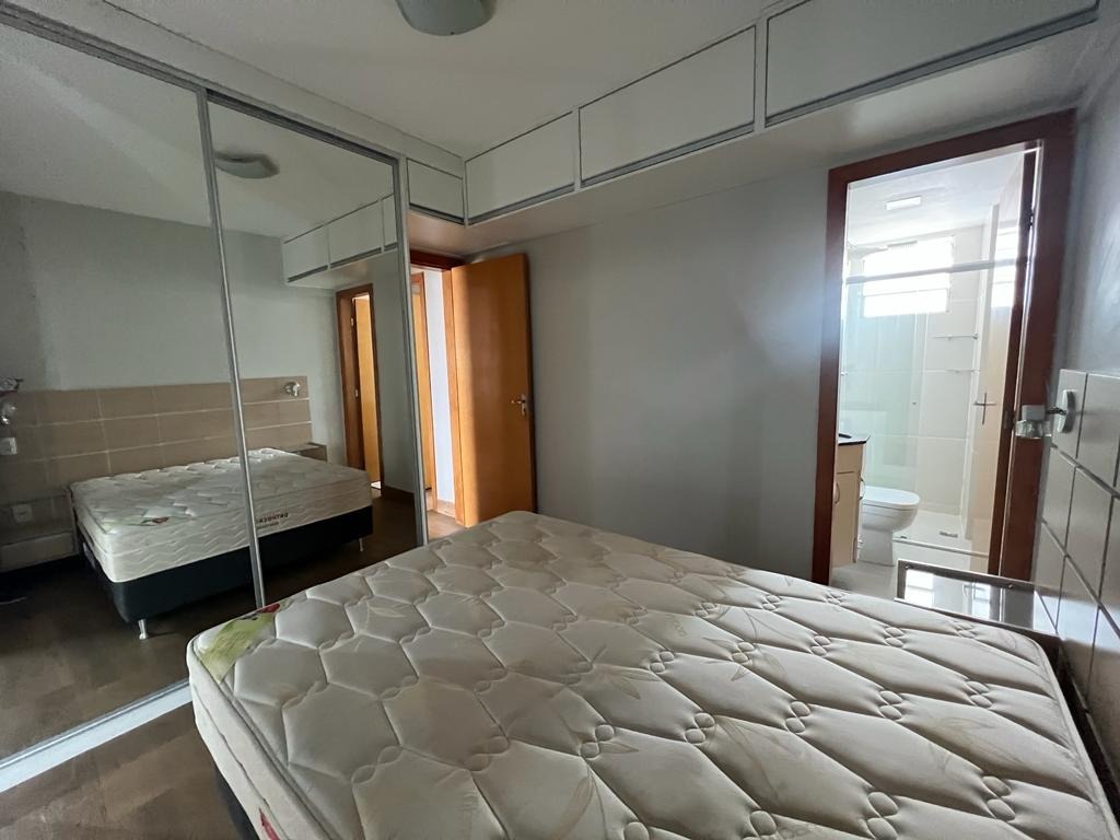 Apartamento à venda com 3 quartos, 80m² - Foto 7