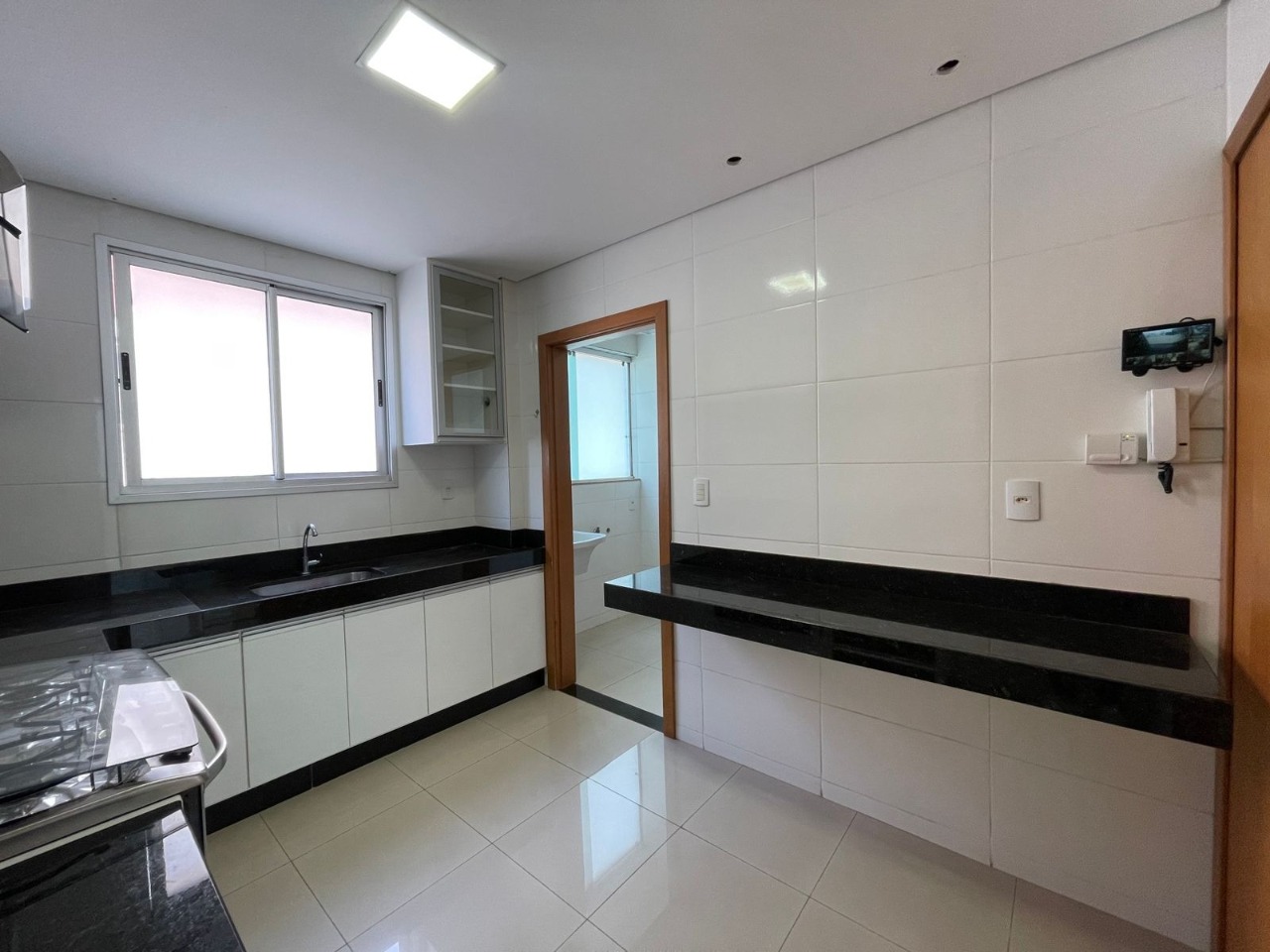 Apartamento à venda com 3 quartos, 95m² - Foto 7