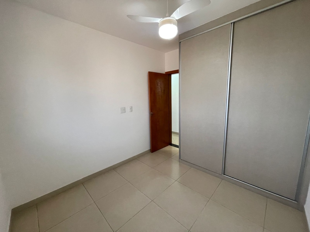 Apartamento à venda com 3 quartos, 95m² - Foto 22