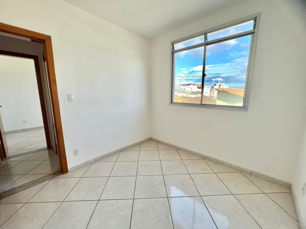 Apartamento à venda com 2 quartos, 52m² - Foto 3