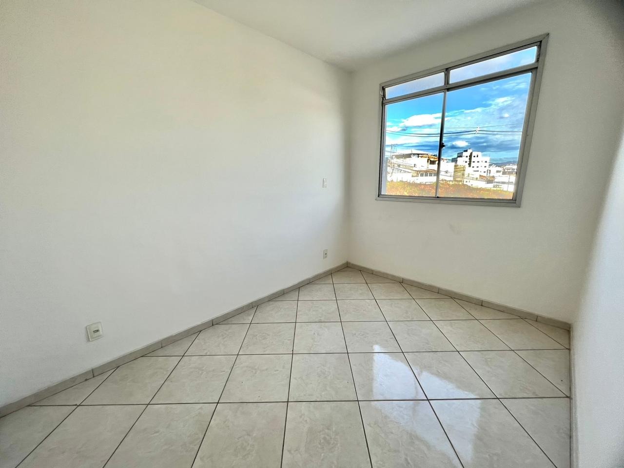 Apartamento à venda com 2 quartos, 52m² - Foto 4