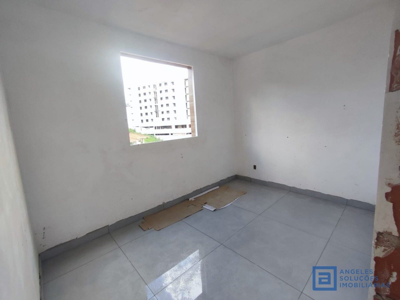 Apartamento à venda com 3 quartos, 83m² - Foto 12