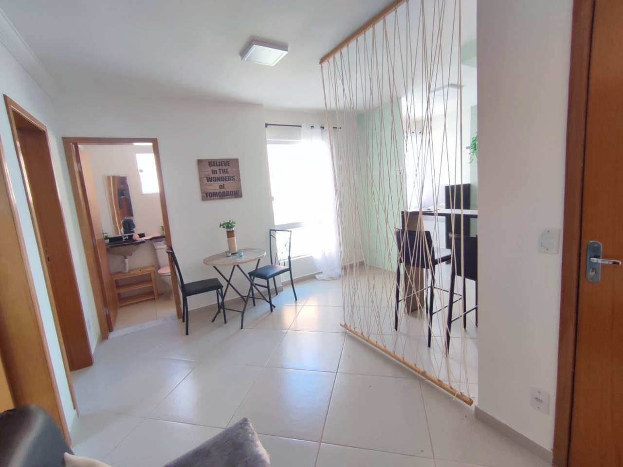 Apartamento à venda com 2 quartos, 42m² - Foto 2