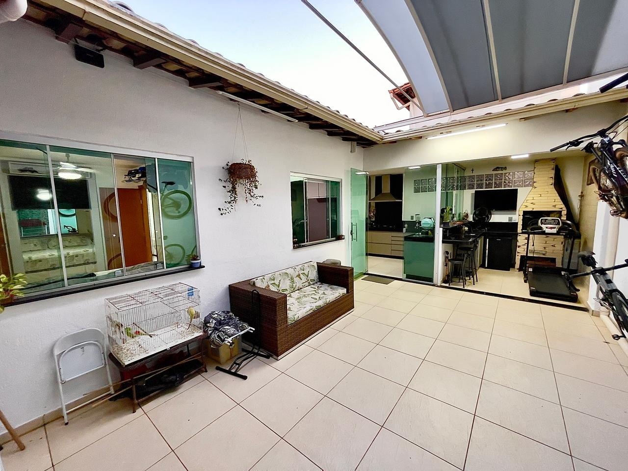 Casa à venda com 3 quartos, 150m² - Foto 10