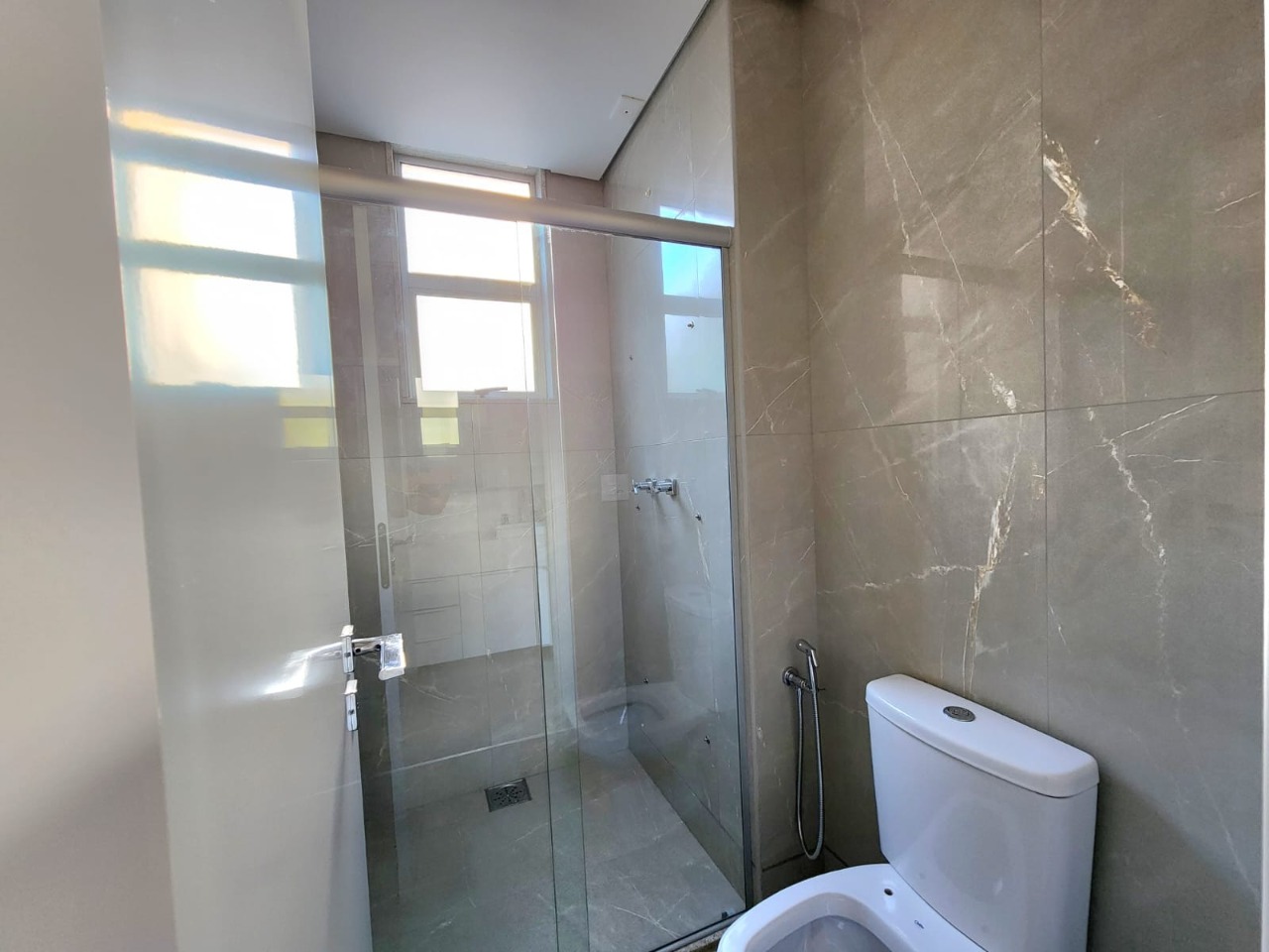 Apartamento à venda com 4 quartos, 197m² - Foto 10