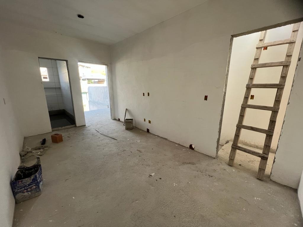 Casa à venda com 2 quartos, 81m² - Foto 10