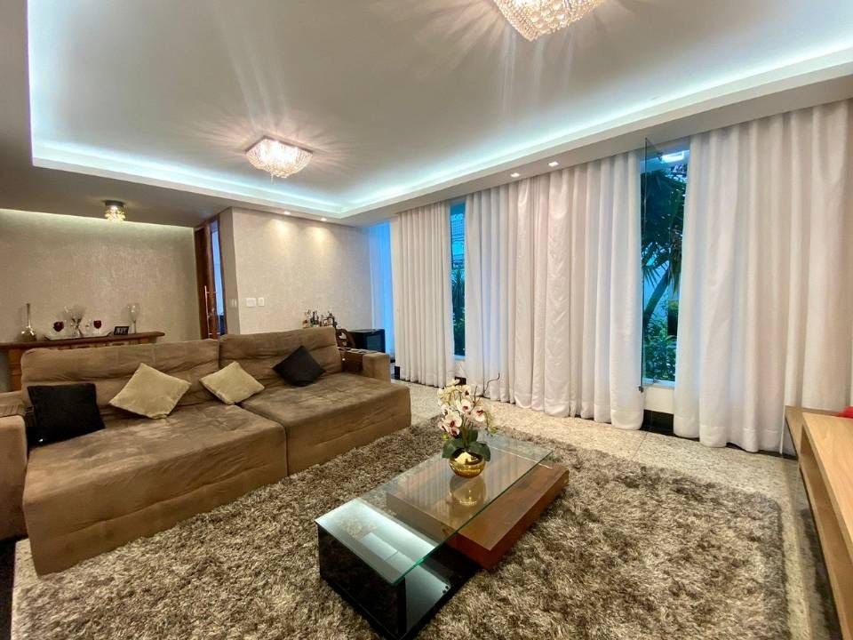 Casa à venda com 5 quartos, 266m² - Foto 5