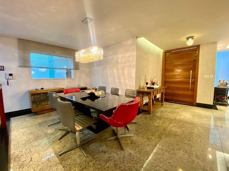 Casa à venda com 5 quartos, 266m² - Foto 20