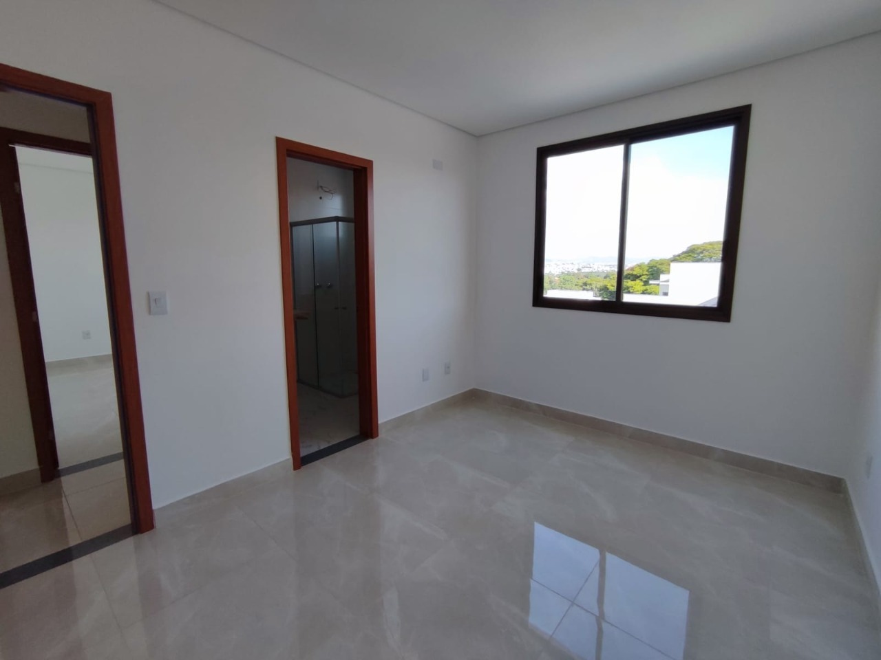 Apartamento à venda com 3 quartos, 100m² - Foto 7