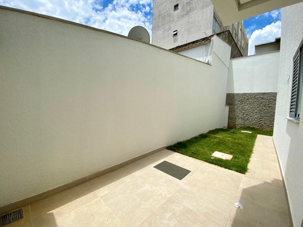 Apartamento à venda com 3 quartos, 110m² - Foto 5