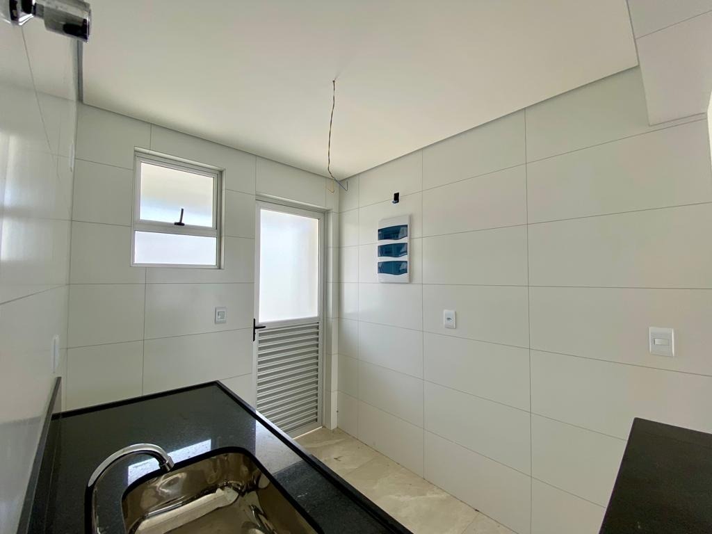 Apartamento à venda com 3 quartos, 110m² - Foto 7