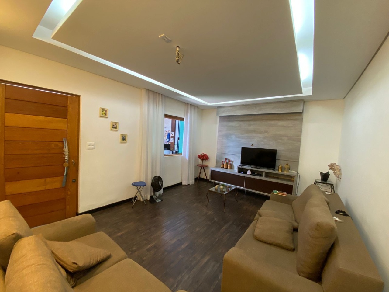 Casa à venda com 3 quartos, 266m² - Foto 7