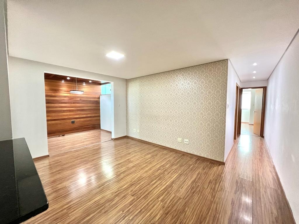 Apartamento à venda com 2 quartos, 95m² - Foto 5