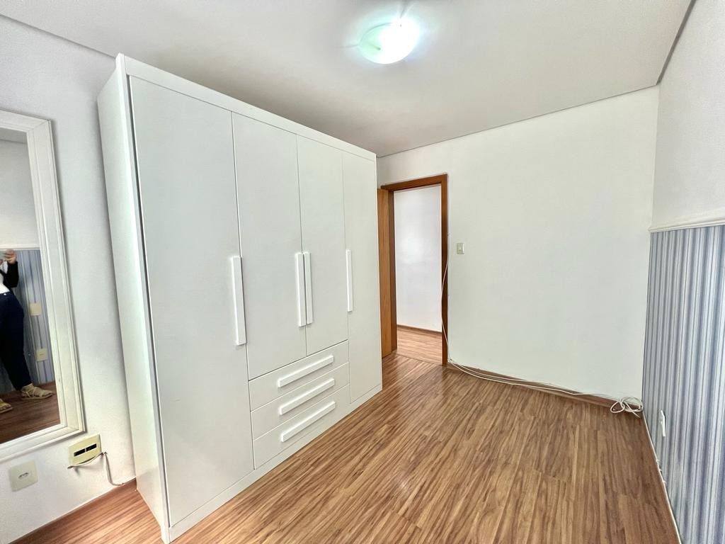 Apartamento à venda com 2 quartos, 95m² - Foto 18