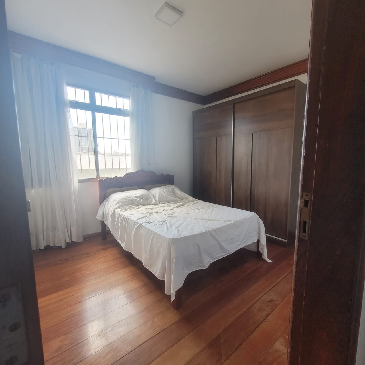 Apartamento à venda com 4 quartos, 220m² - Foto 6