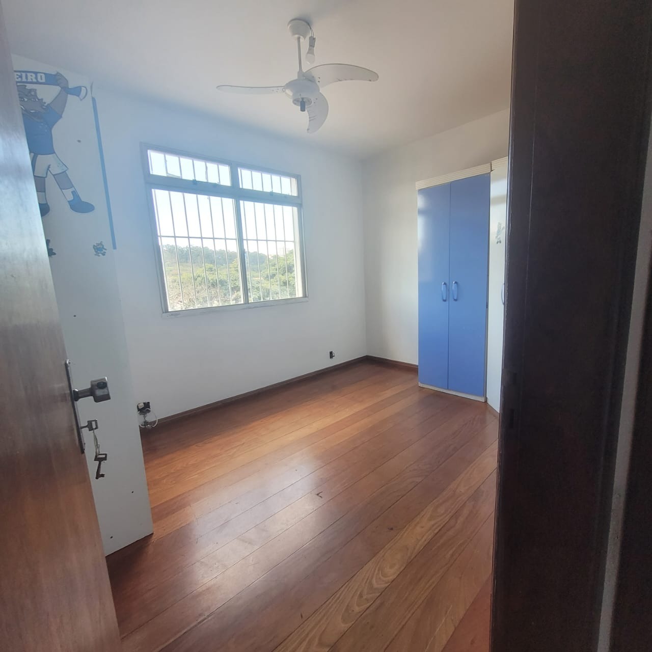 Apartamento à venda com 4 quartos, 220m² - Foto 4