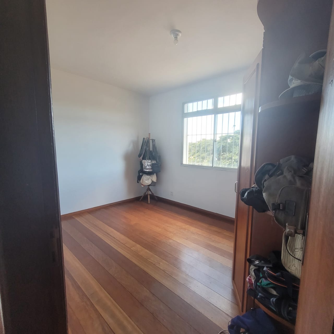 Apartamento à venda com 4 quartos, 220m² - Foto 8