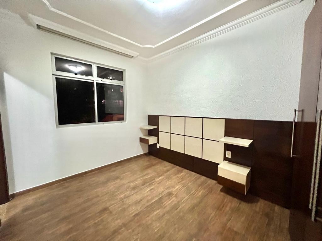 Apartamento à venda com 2 quartos, 72m² - Foto 9