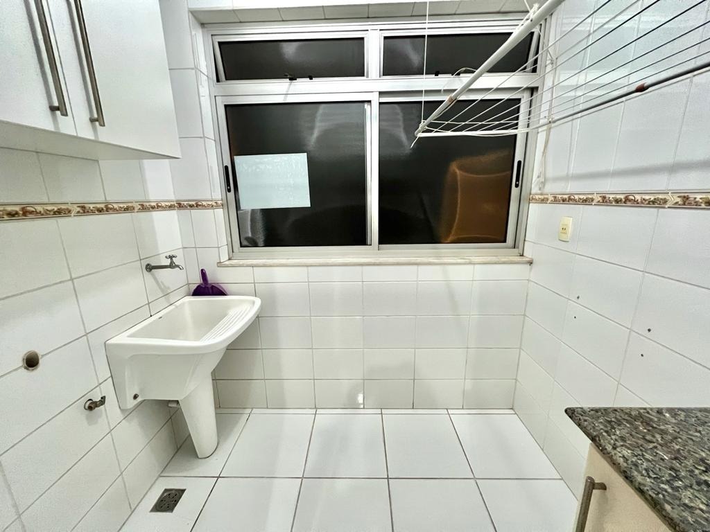 Apartamento à venda com 2 quartos, 72m² - Foto 11