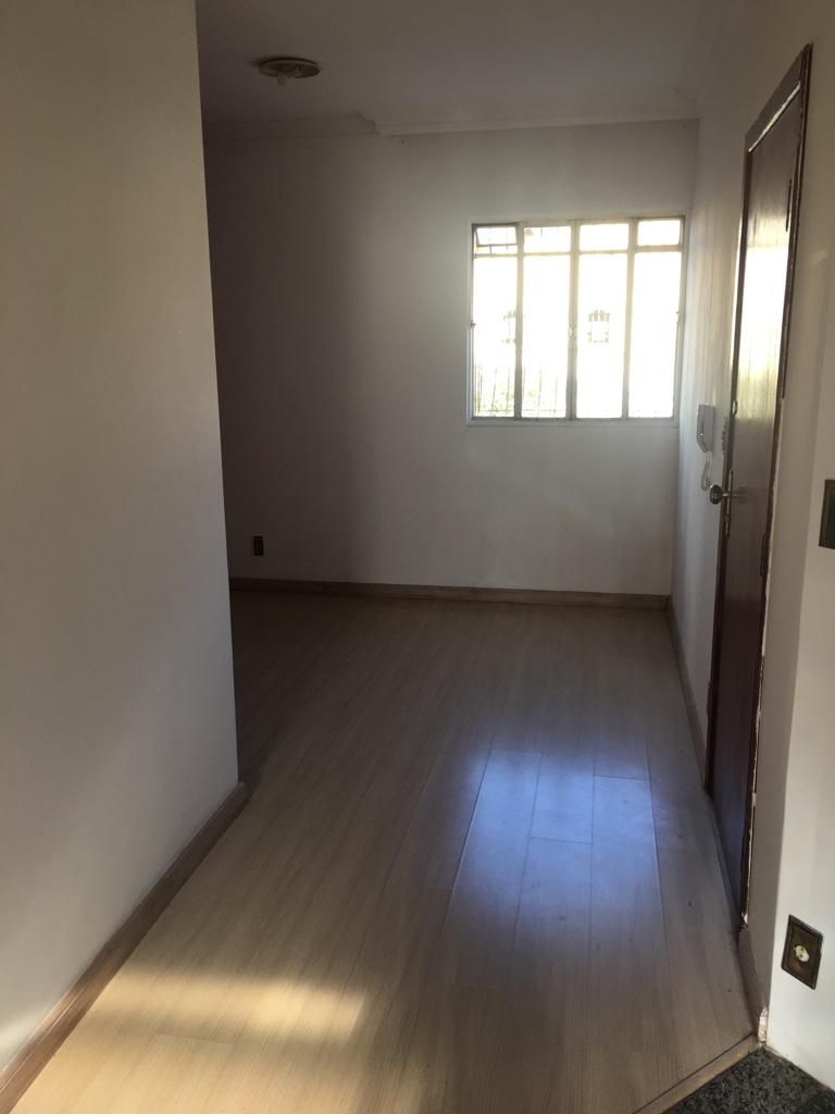 Apartamento à venda com 2 quartos, 40m² - Foto 3