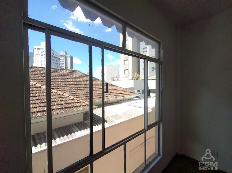 Apartamento à venda com 3 quartos, 94m² - Foto 11