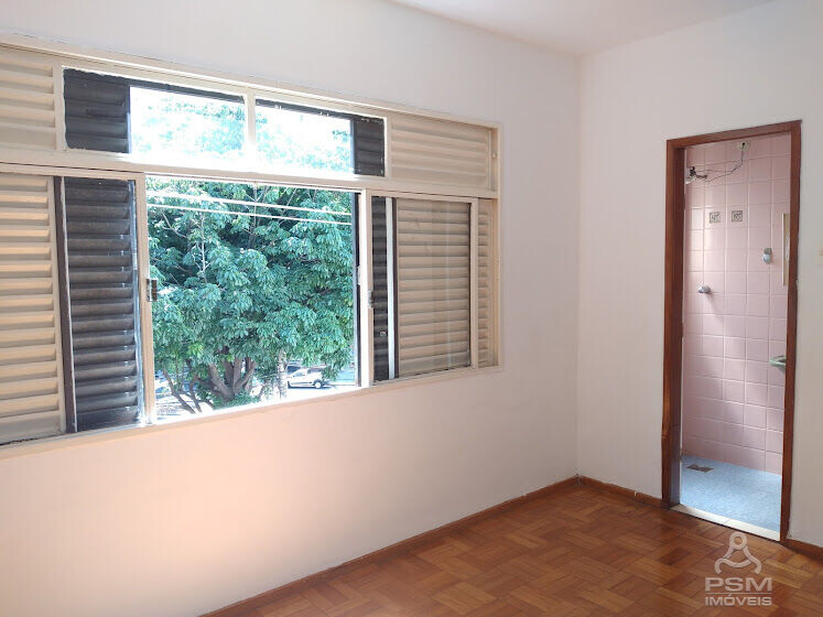 Apartamento à venda com 3 quartos, 94m² - Foto 3