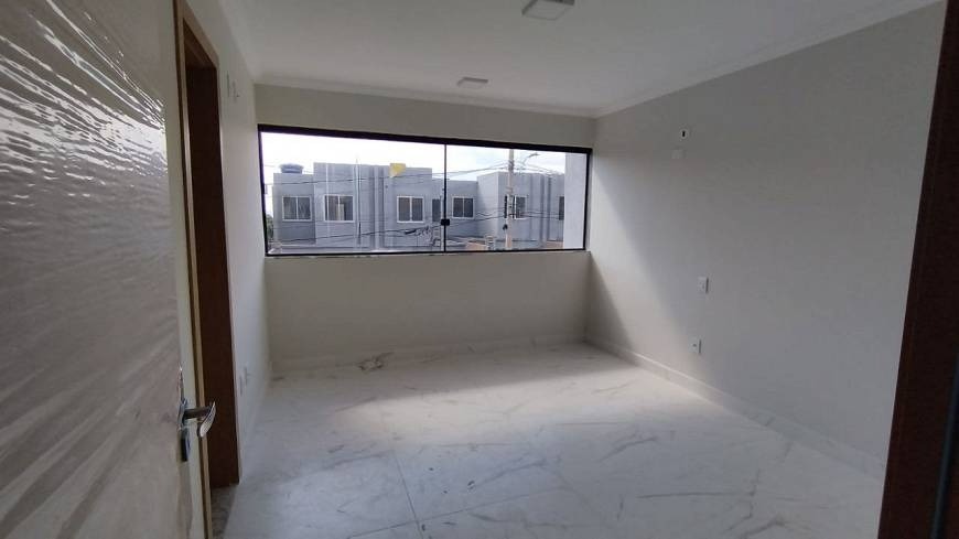 Casa à venda com 3 quartos, 102m² - Foto 8